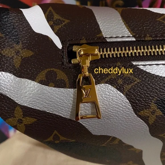 🦸‍♂️🦸‍♂️🦸‍♂️Authentic Louis Vuitton Bumbag League Of Legends Capsule Collec… - Picture 9 of 12